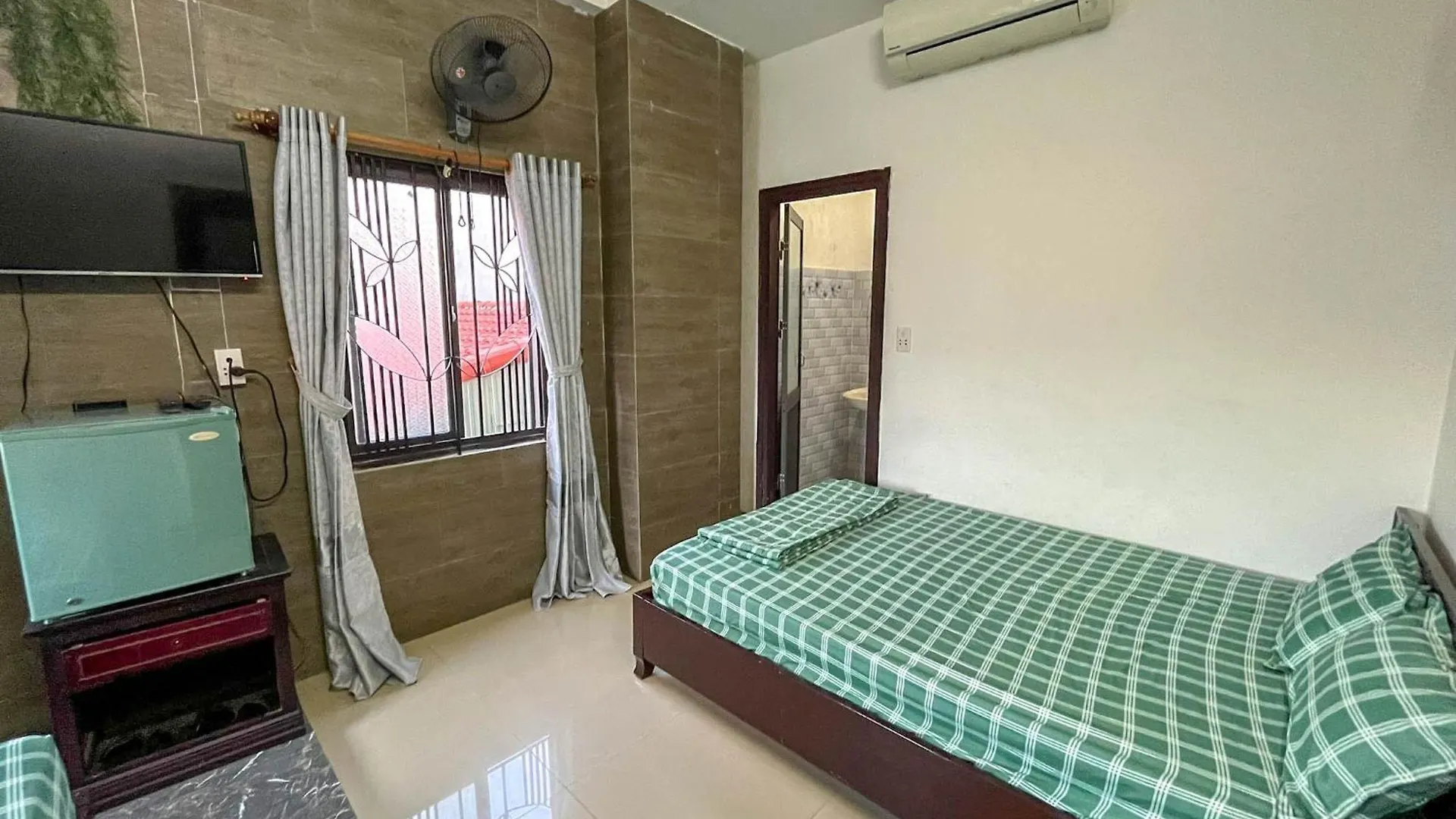 Ai Nghia Homestay - Banh Mi Hoi An 3*,